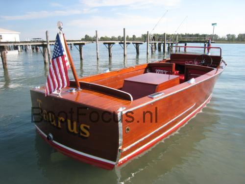 Chris Craft Utility specificaties 
